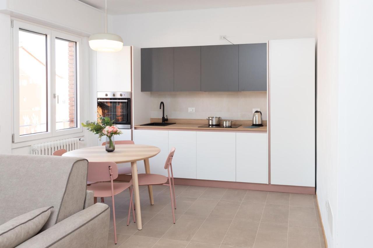 New Exclusive Melegnano Apartments- Near Train Station Dış mekan fotoğraf