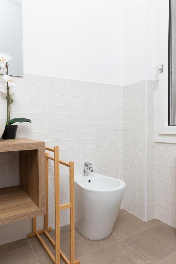 New Exclusive Melegnano Apartments- Near Train Station Dış mekan fotoğraf