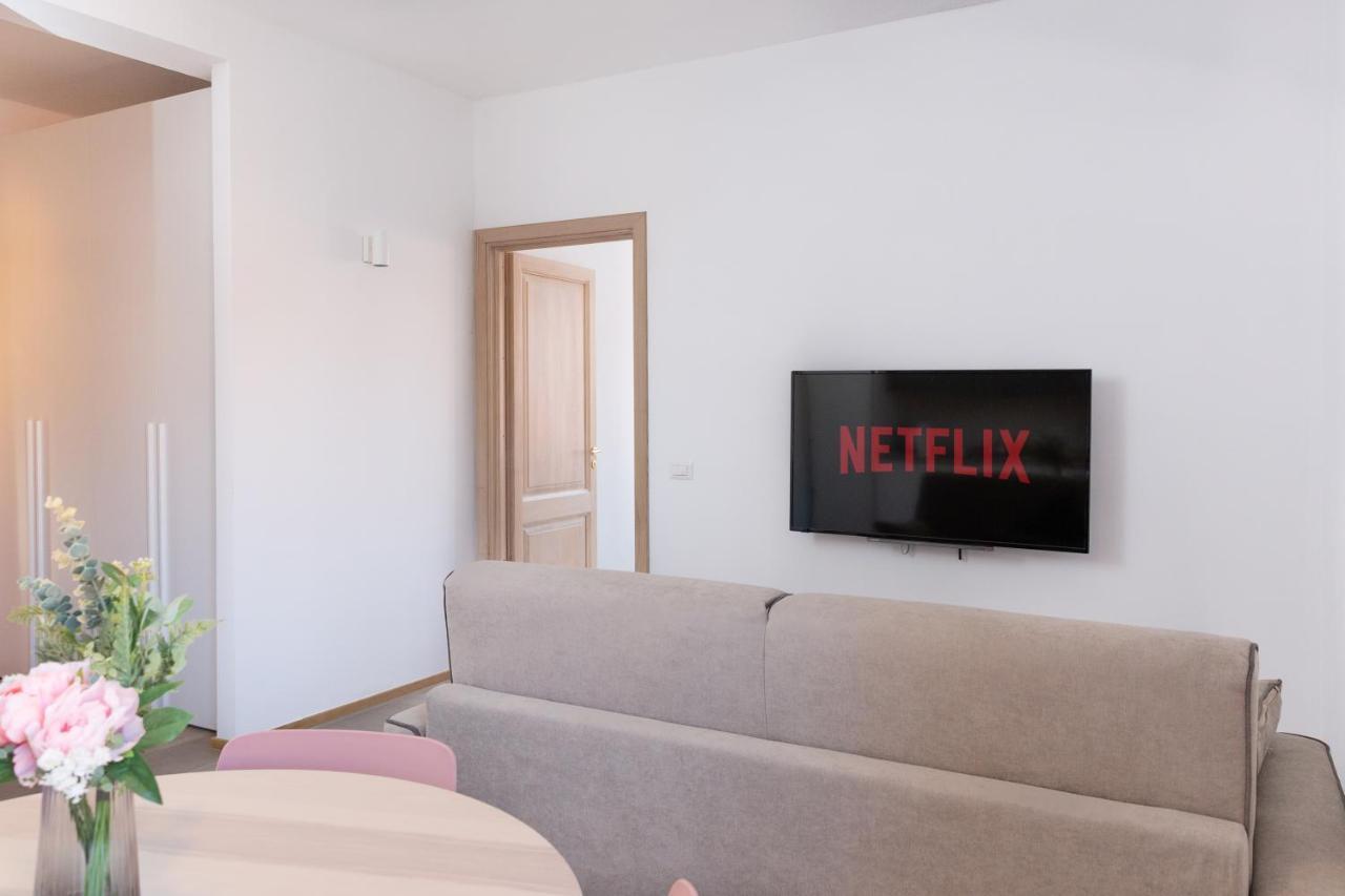 New Exclusive Melegnano Apartments- Near Train Station Dış mekan fotoğraf